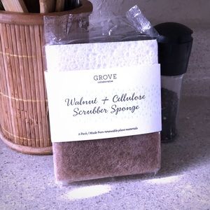 NWT 2 Walnut & Cellulose Kitchen Scrubbers